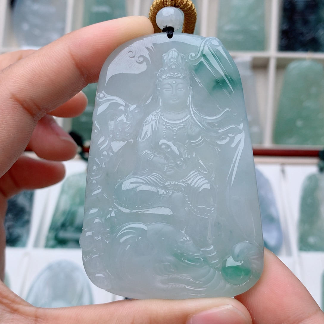 翡翠未镶嵌颈饰普贤