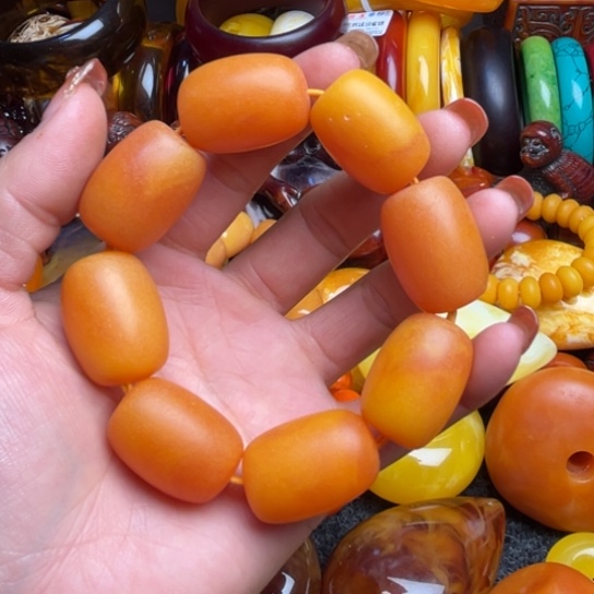 琥珀手串未镶嵌蜜蜡