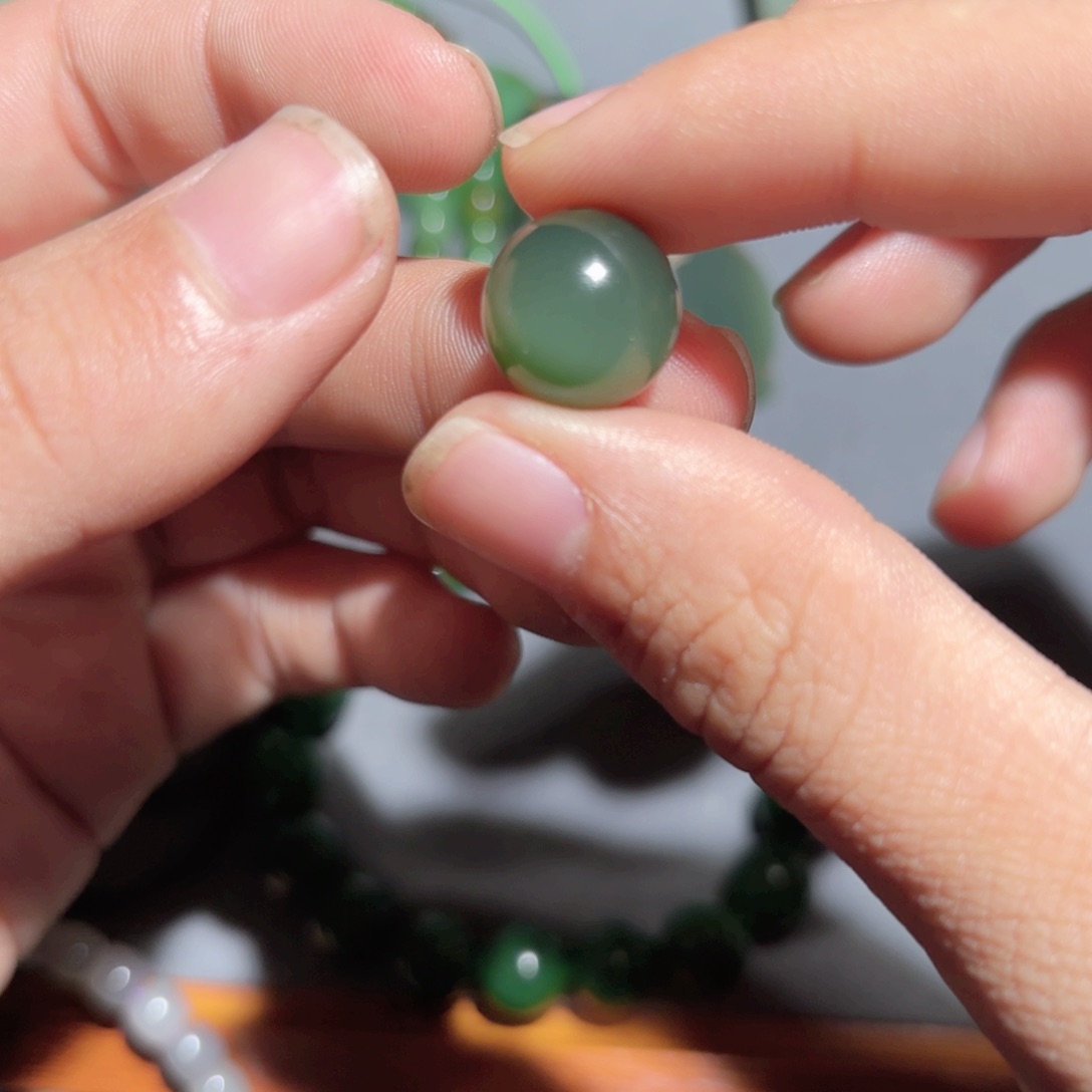 和田玉手链未镶嵌奶***干