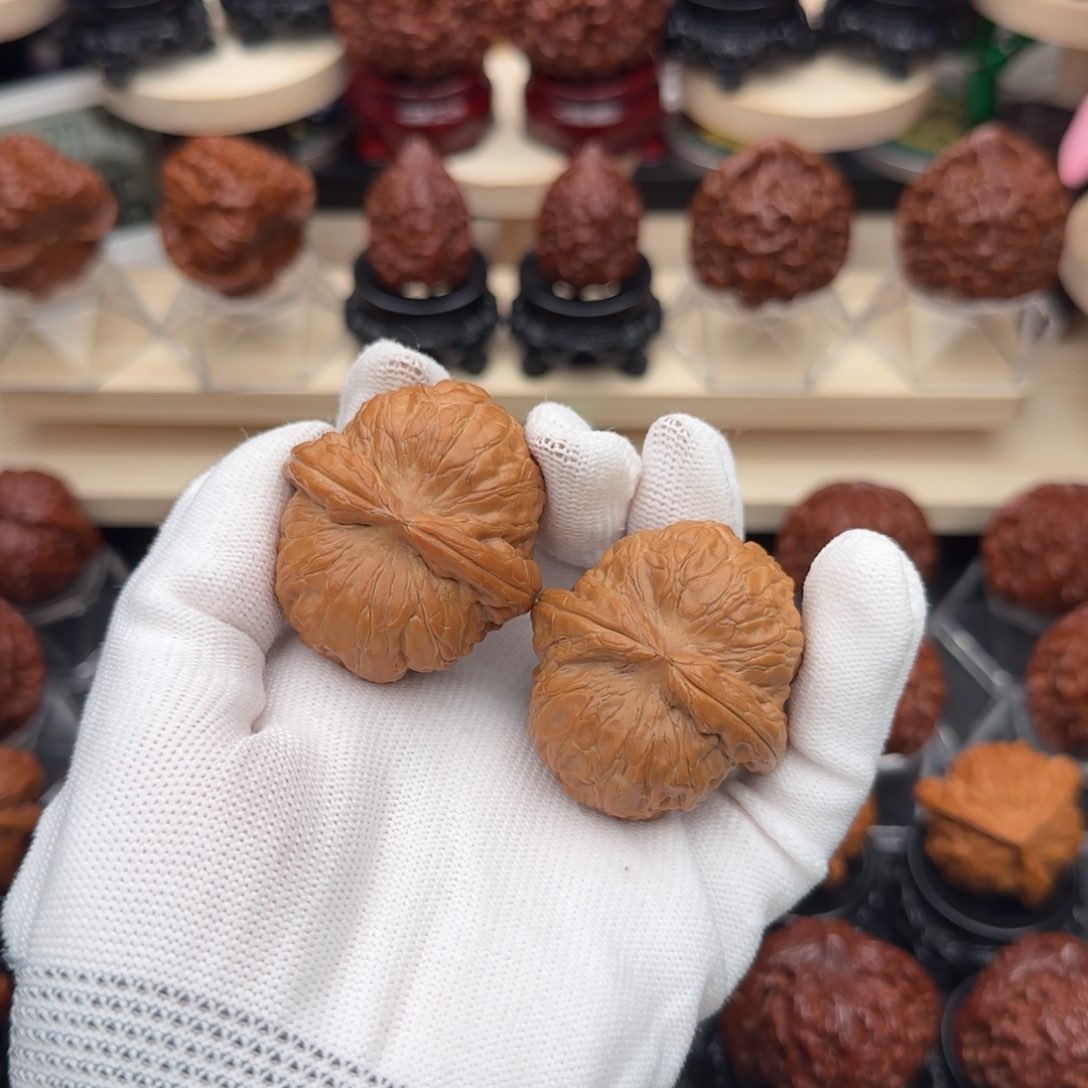 文玩核桃吊坠44全品元宝