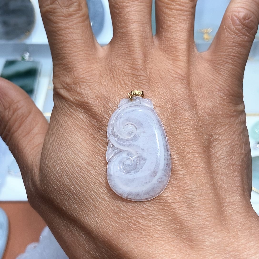 翡翠吊坠(不含链)18K金镶嵌