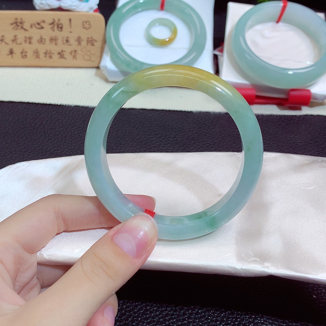 翡翠未镶嵌手镯1273