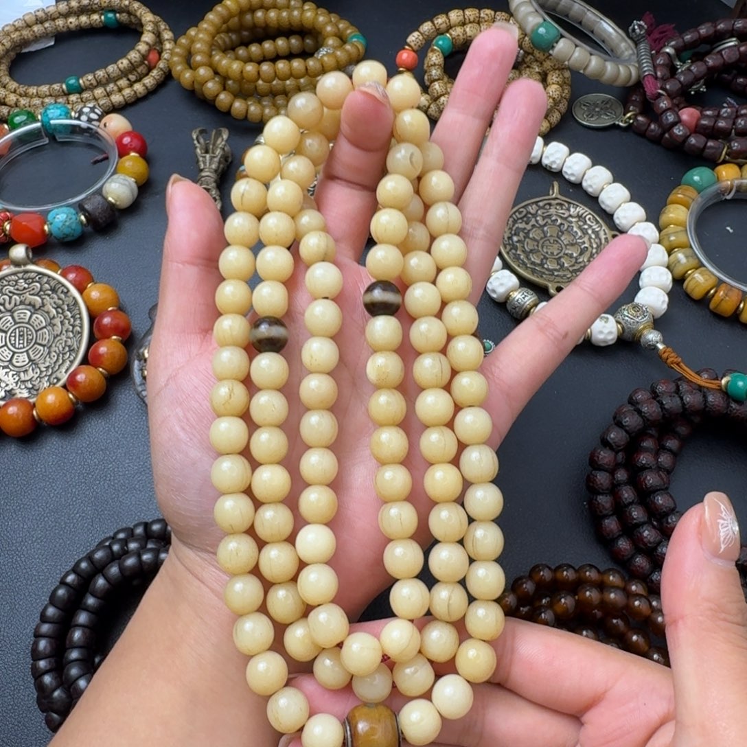 洋***葱泥塑…………………………………………