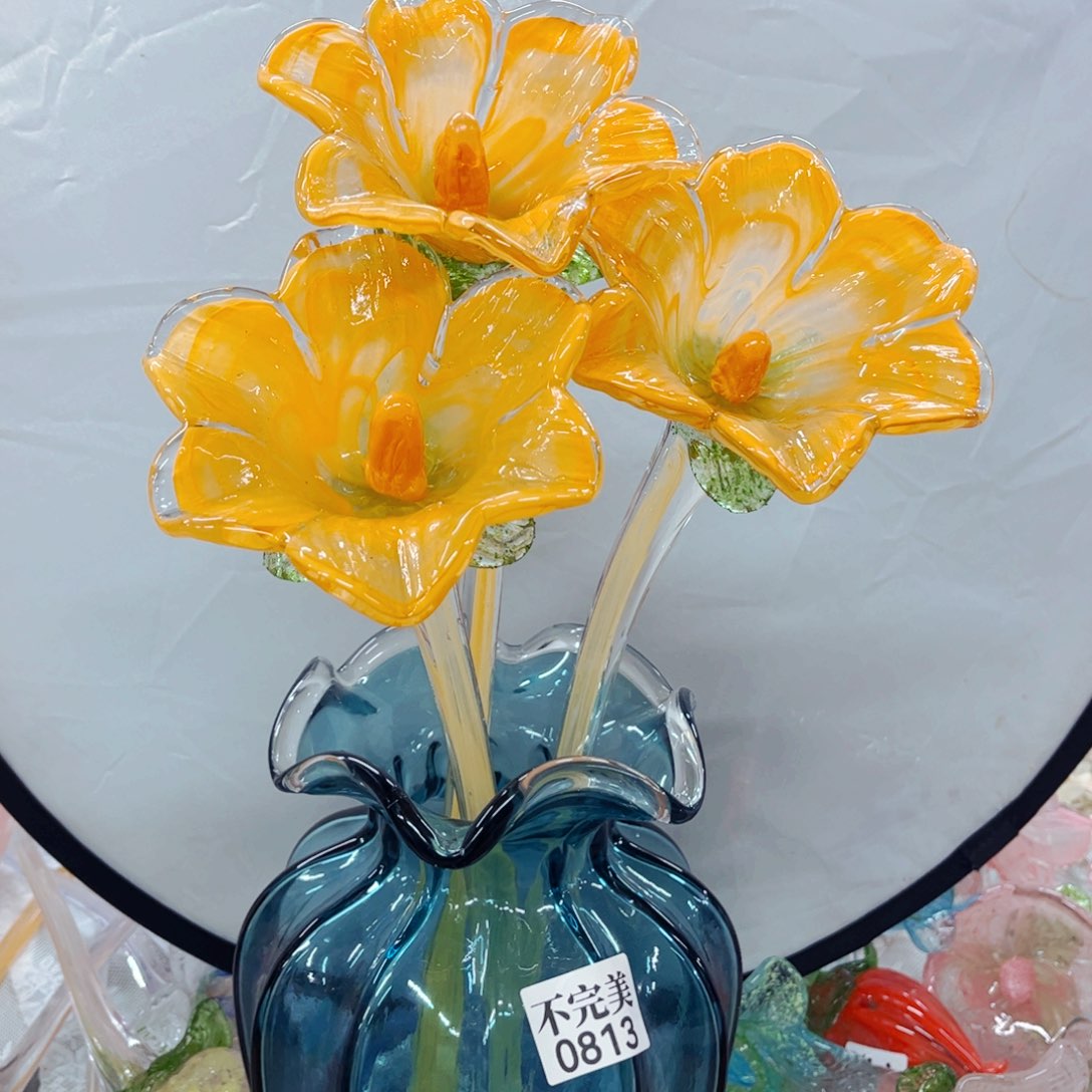 3朵百合家悦美居琉璃摆件