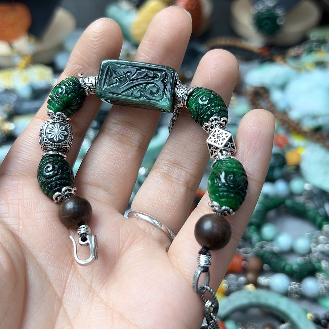 翡翠手链未镶嵌可*