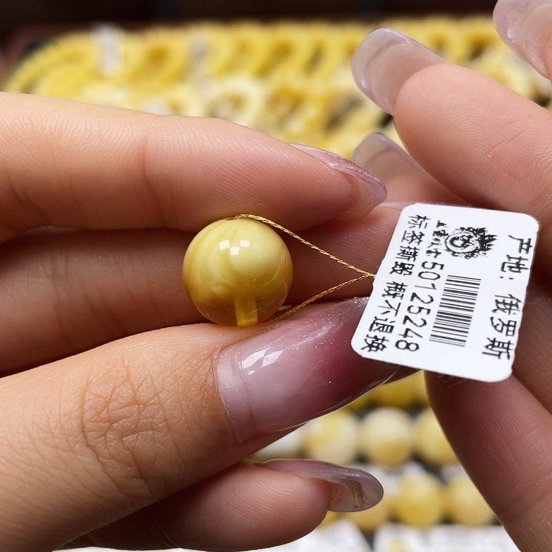 蜜蜡裸石未镶嵌圆珠12.2mm福利