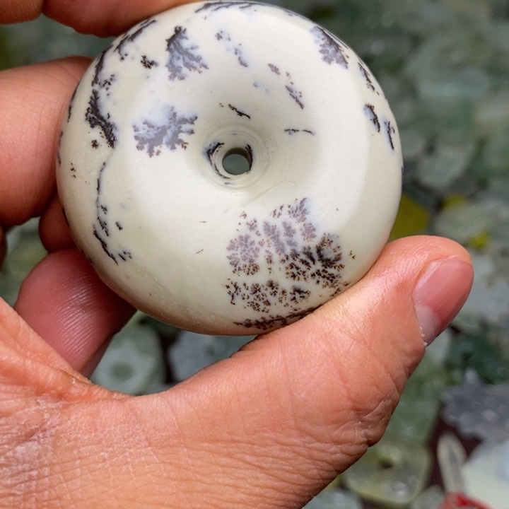 蛇纹石玉合金颈饰56