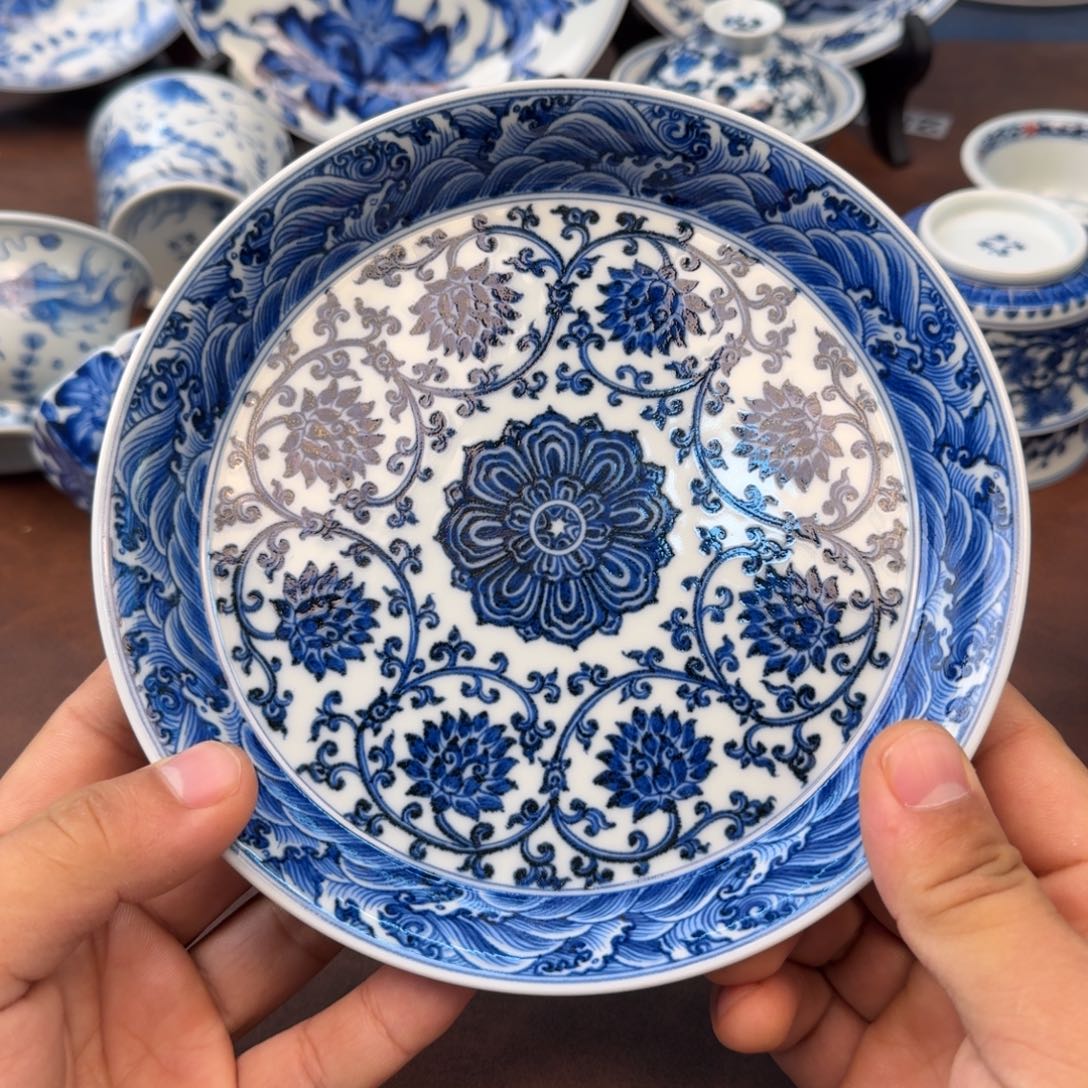 陶摆件缠枝湖承手绘