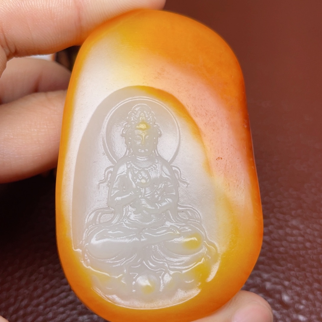 和田玉颈饰未镶嵌大*哥
