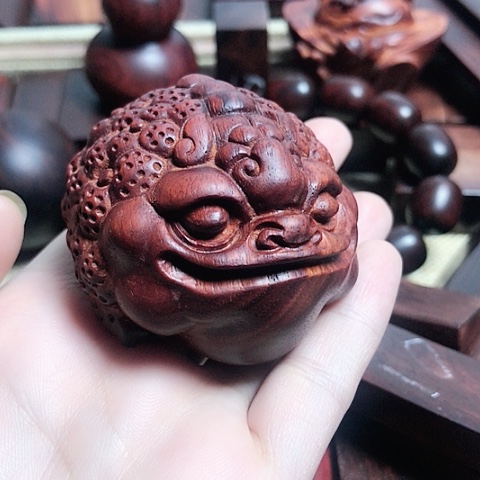 檀香木小叶紫檀高油高密老料金蝉
