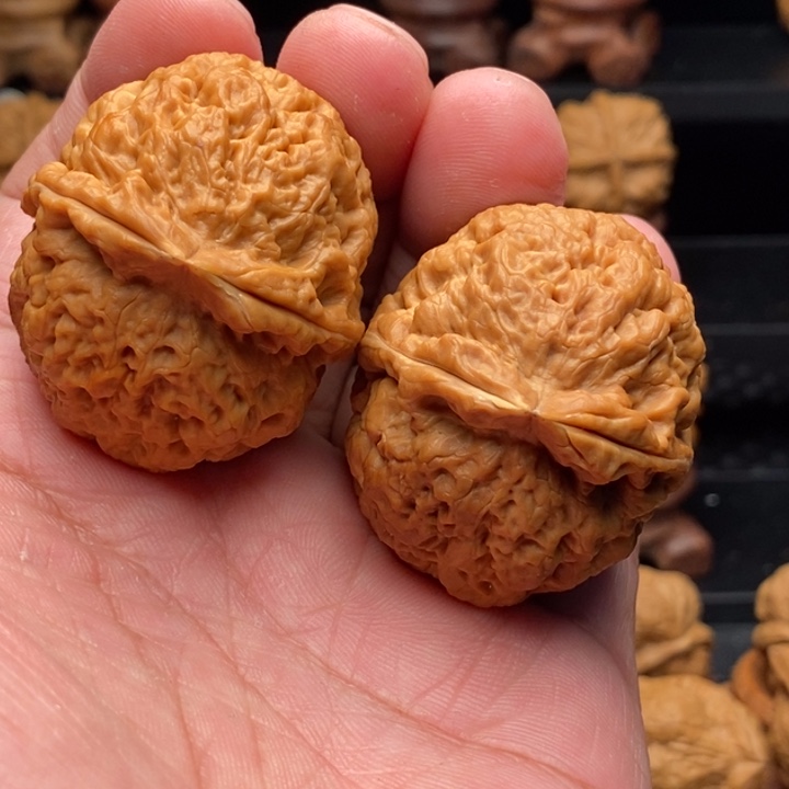 把件文玩核桃5二龙戏珠45尺70.6克