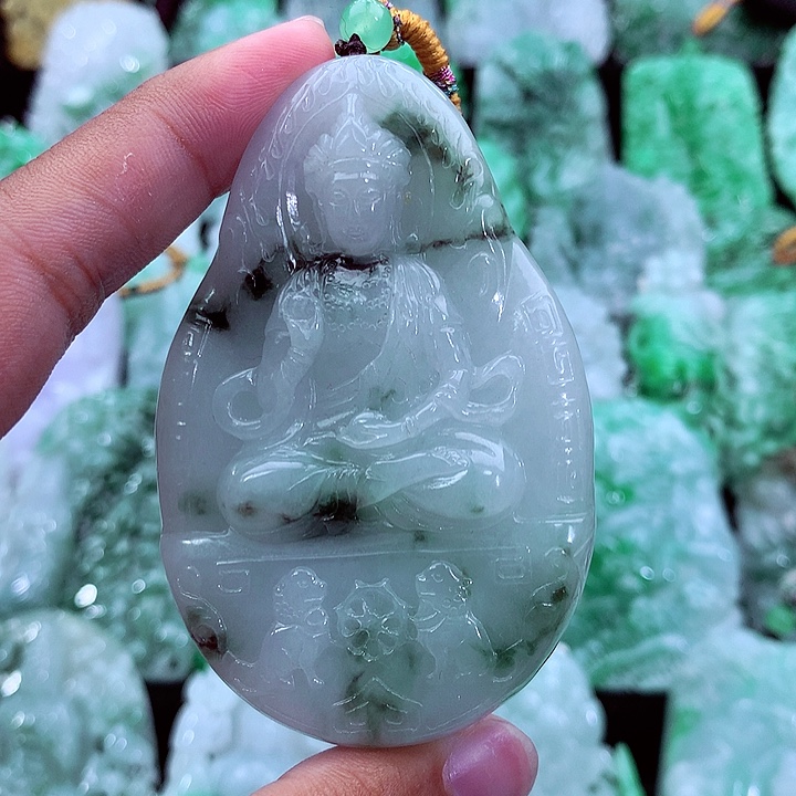 吊坠(不含链)未镶嵌翡翠