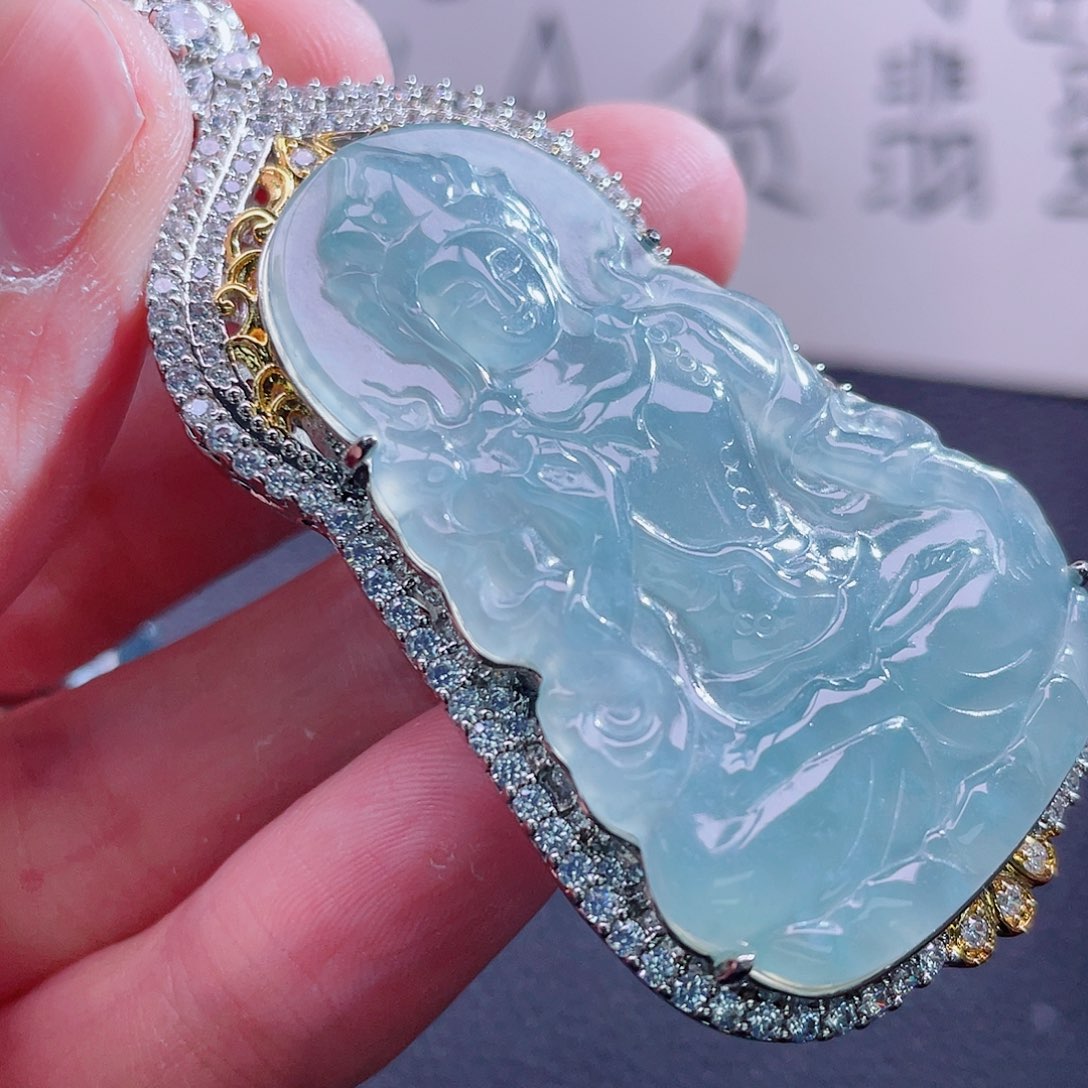 翡翠颈饰未镶嵌999999999