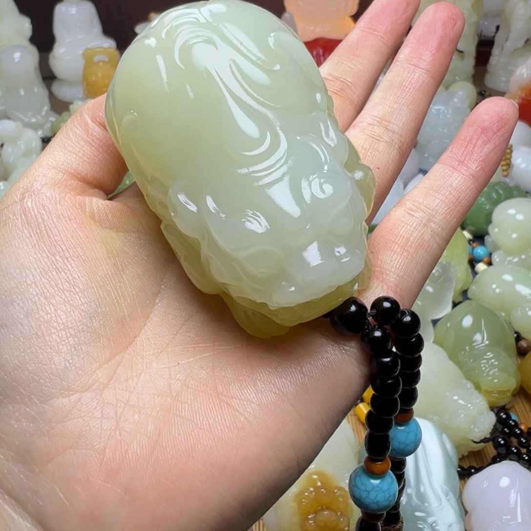 石材g**j手工雕刻清水色貔貅