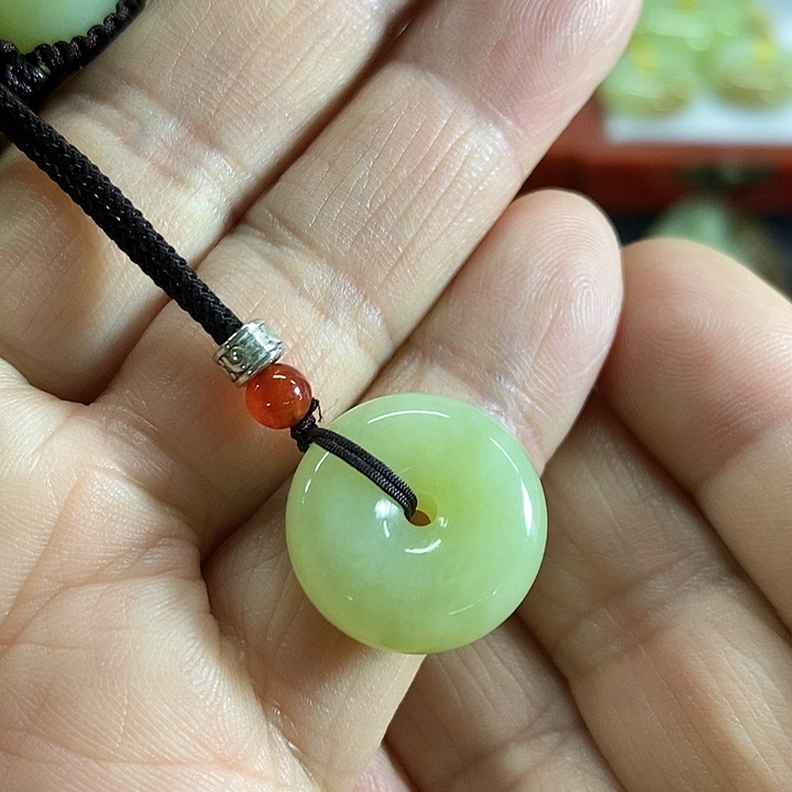 和田玉（糖玉）未镶嵌套链