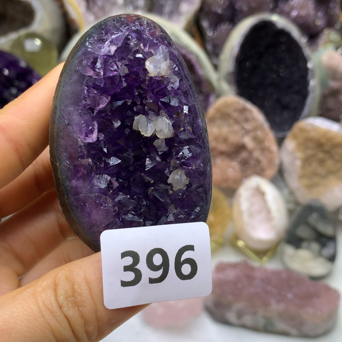 紫晶大型摆件（非配饰）未镶嵌