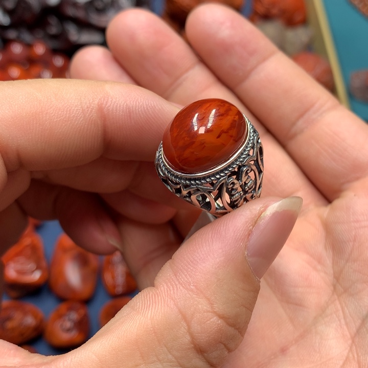 南红玛瑙戒指银S925镶嵌