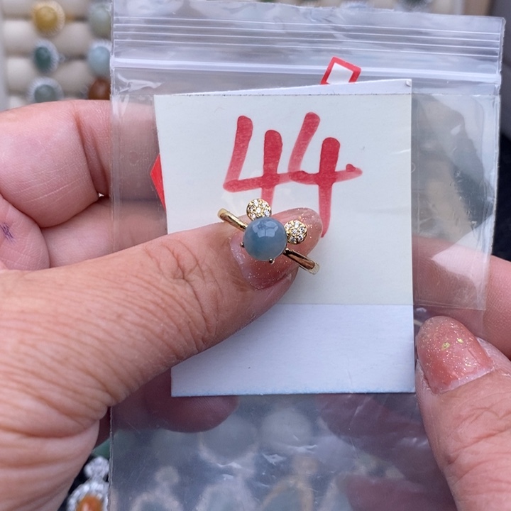 未镶嵌戒指翡翠缅甸