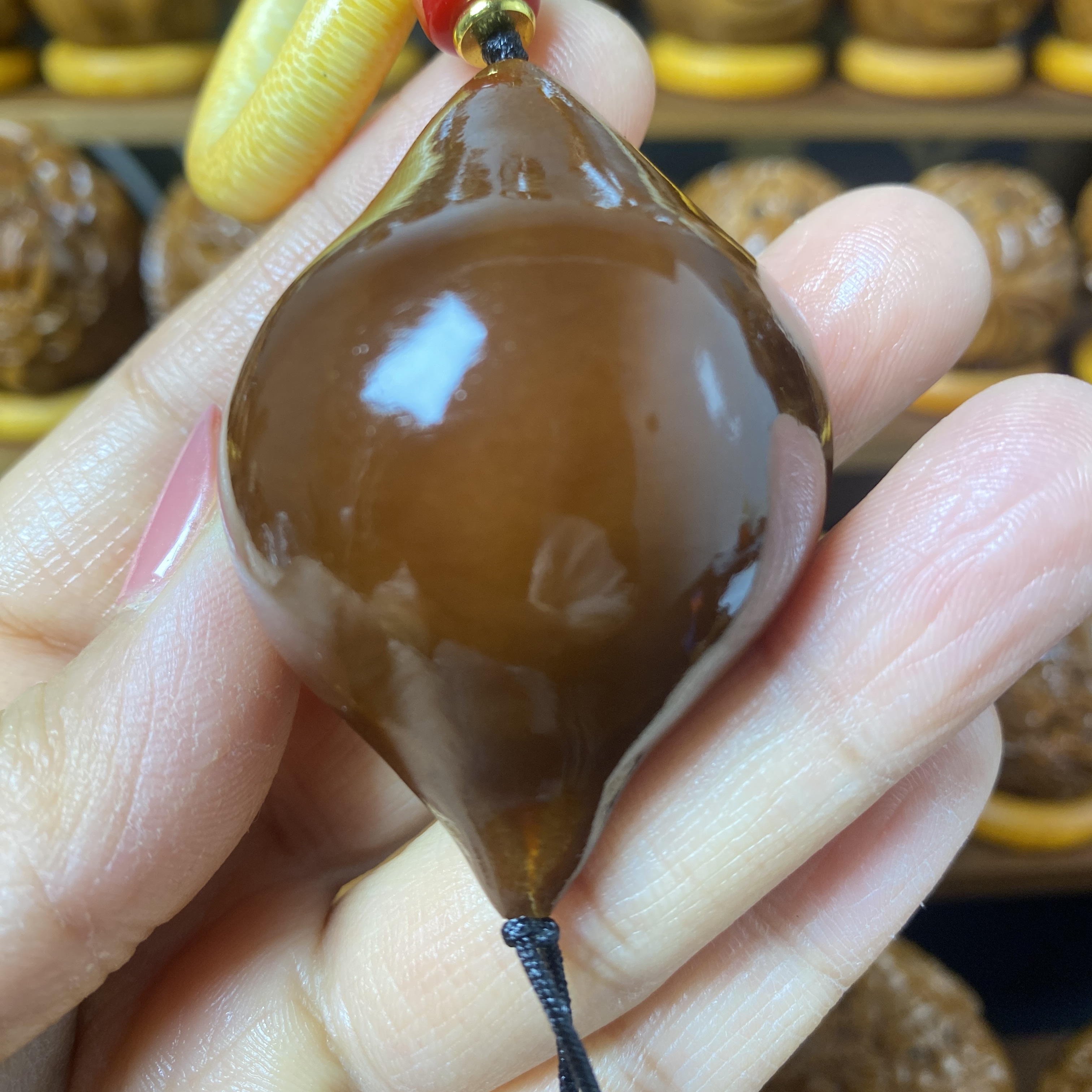 巴西大橄榄玉华单面蝴蝶3.8左右