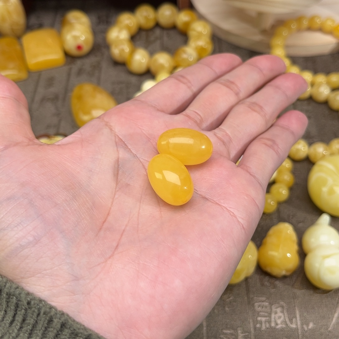 琥珀珠宝奇石未镶嵌鸡油黄枣珠多样性发其一55
