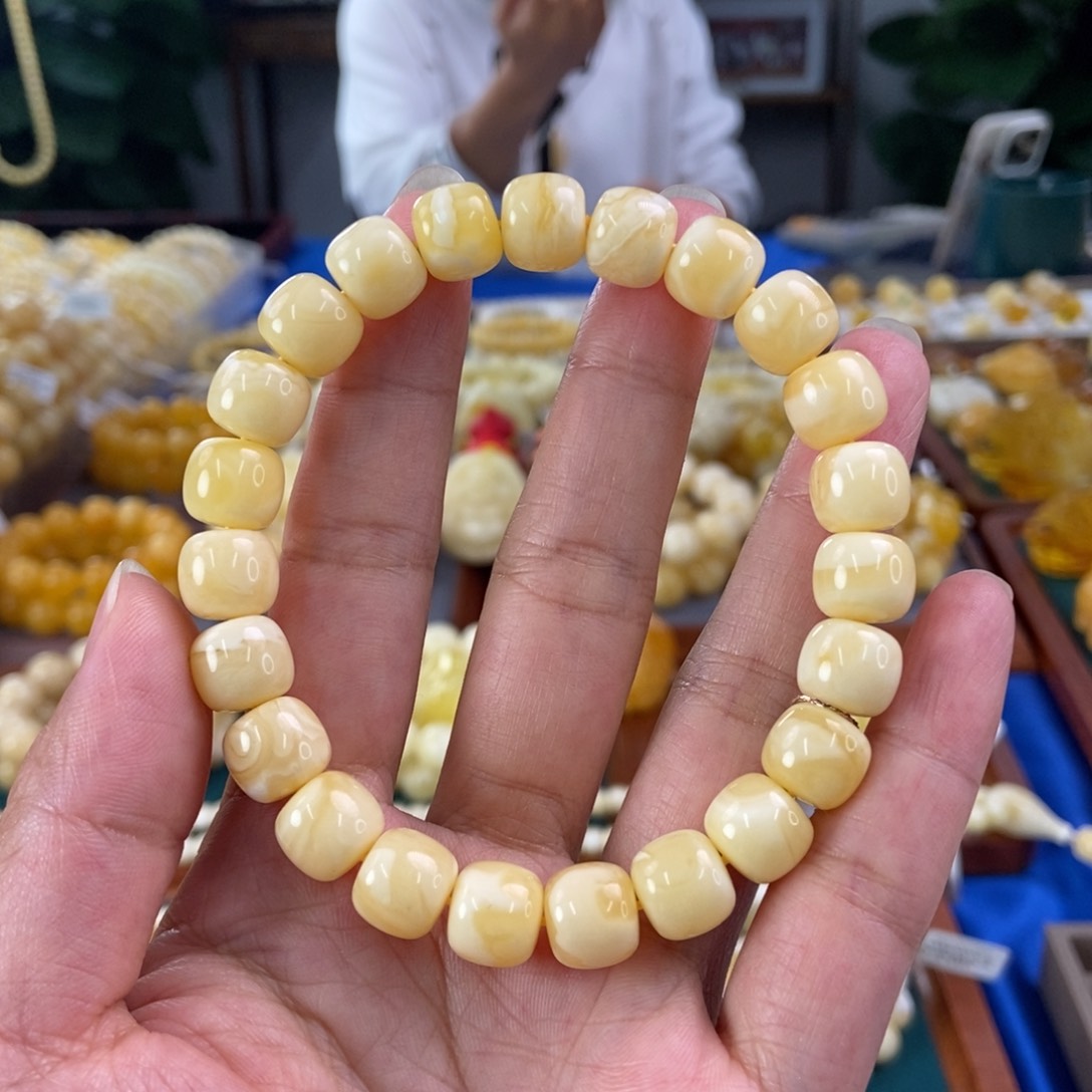 琥珀珠宝奇石未镶嵌10老型17.39