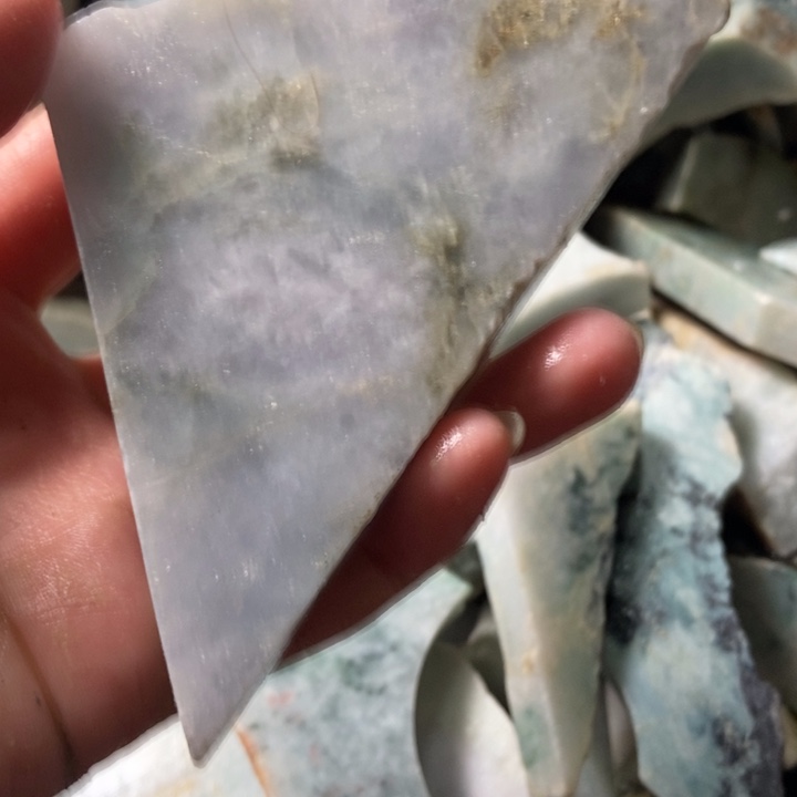 翡翠颈饰未镶嵌天然翡翠