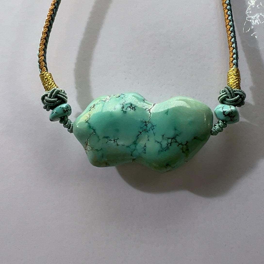 绿松石未镶嵌挂件