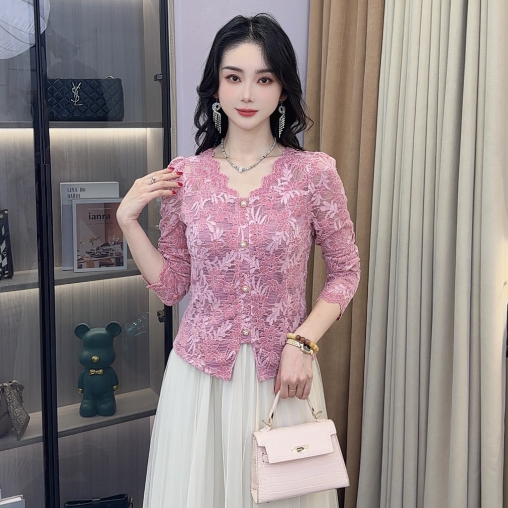 A8795法式镂空长袖蕾丝衬衫女秋季新款洋气减龄别致上衣