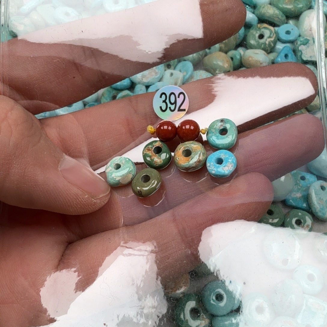 南红玛瑙未镶嵌珠宝奇石