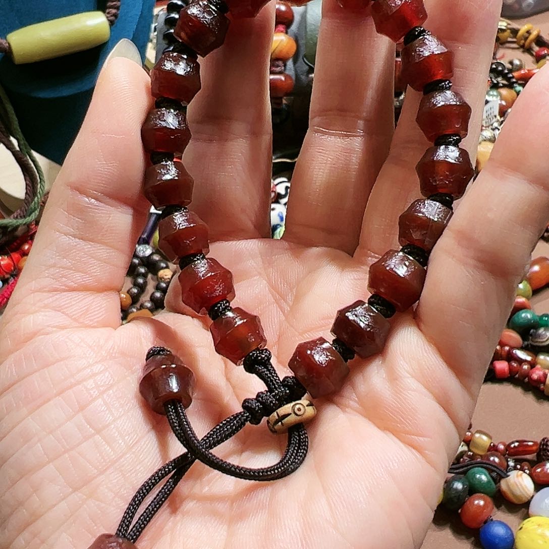 玛瑙/玉髓颈饰未镶嵌