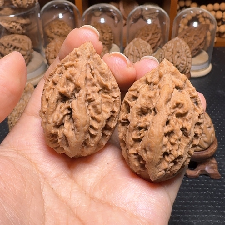 文玩核桃把件莲花锤