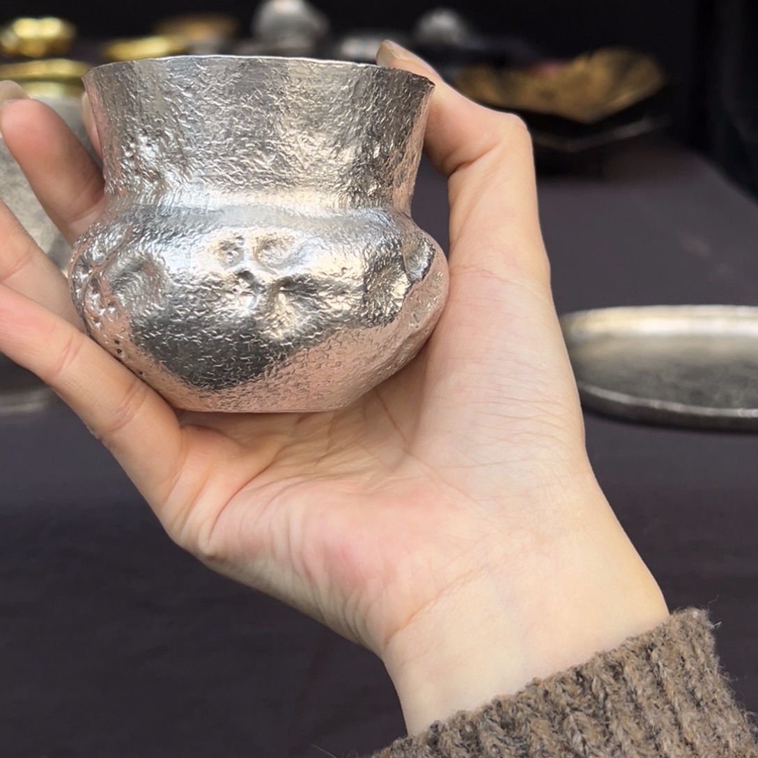 陶瓷。    陶瓷。    