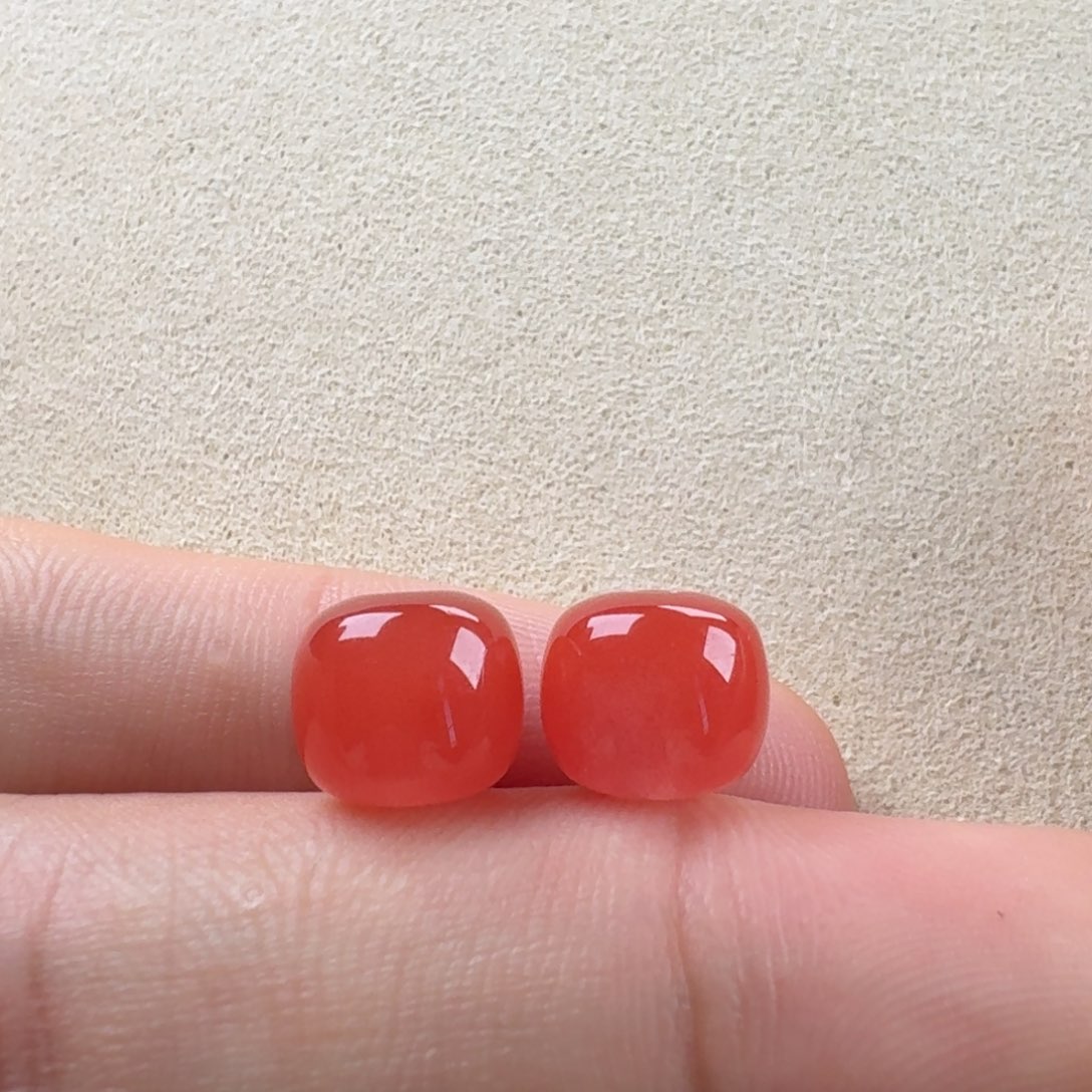 南红玛瑙未镶嵌老型对珠9.6*8.3/8.4