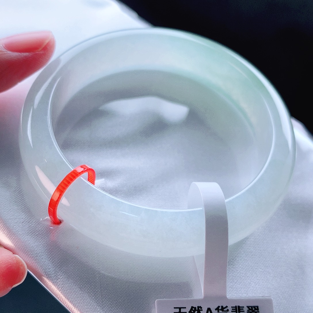 未镶嵌手镯翡翠53冰透