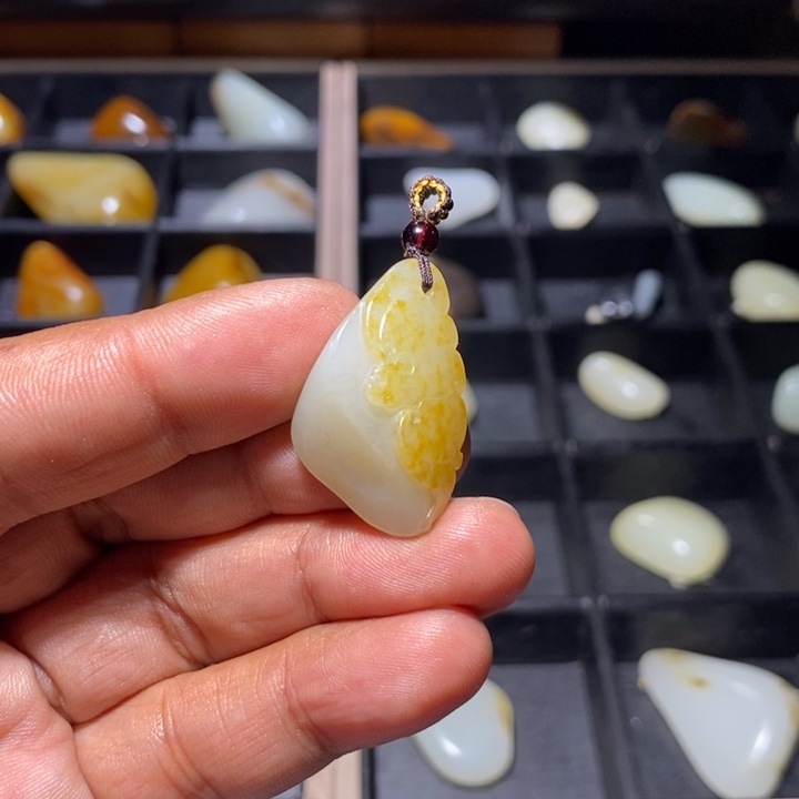 和田玉（白玉）未镶嵌颈饰