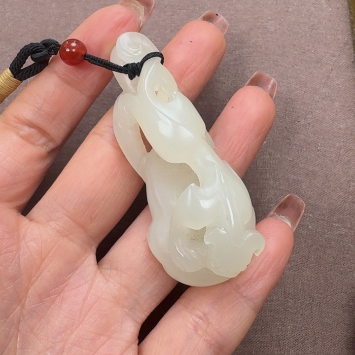 未镶嵌和田玉挂件