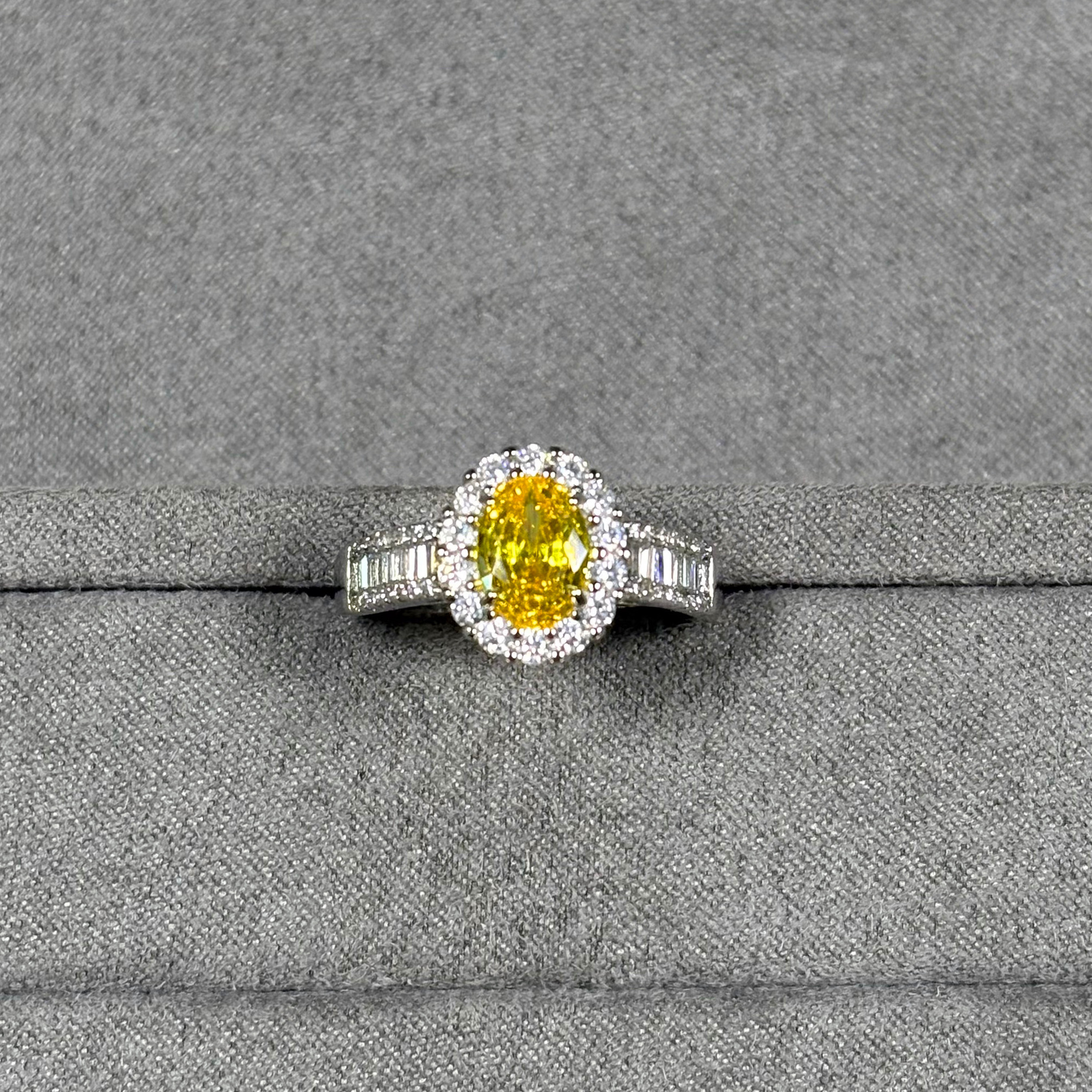 【高端定制】高贵奢藏级黄色钻石戒指335