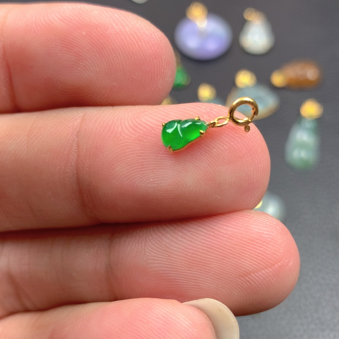 【闪购商品】翡翠18K金镶嵌颈饰翡翠