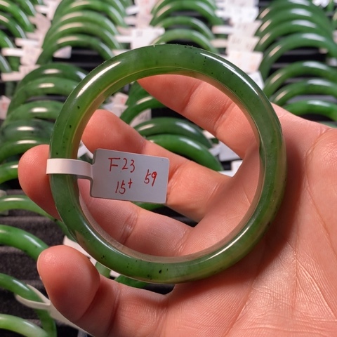 和田玉（碧玉）手镯未镶嵌