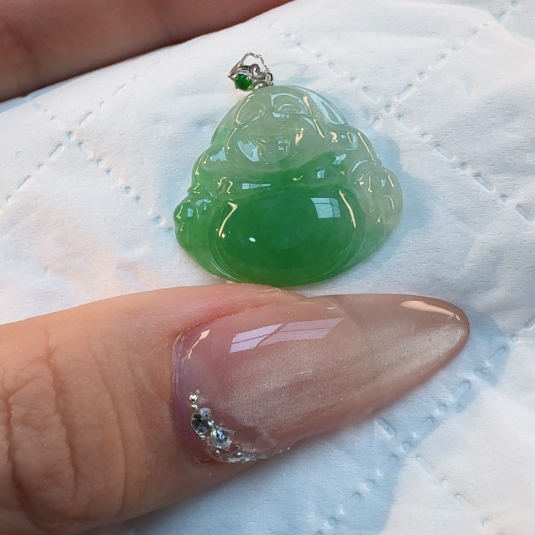 翡翠颈饰18K金镶嵌吊坠