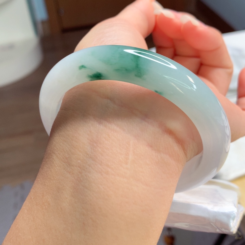 【闪购商品】翡翠手镯未镶嵌天然翡翠手镯