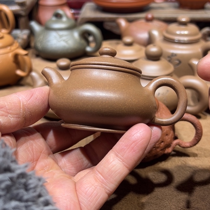 紫砂茶壶我**到宜兴紫砂