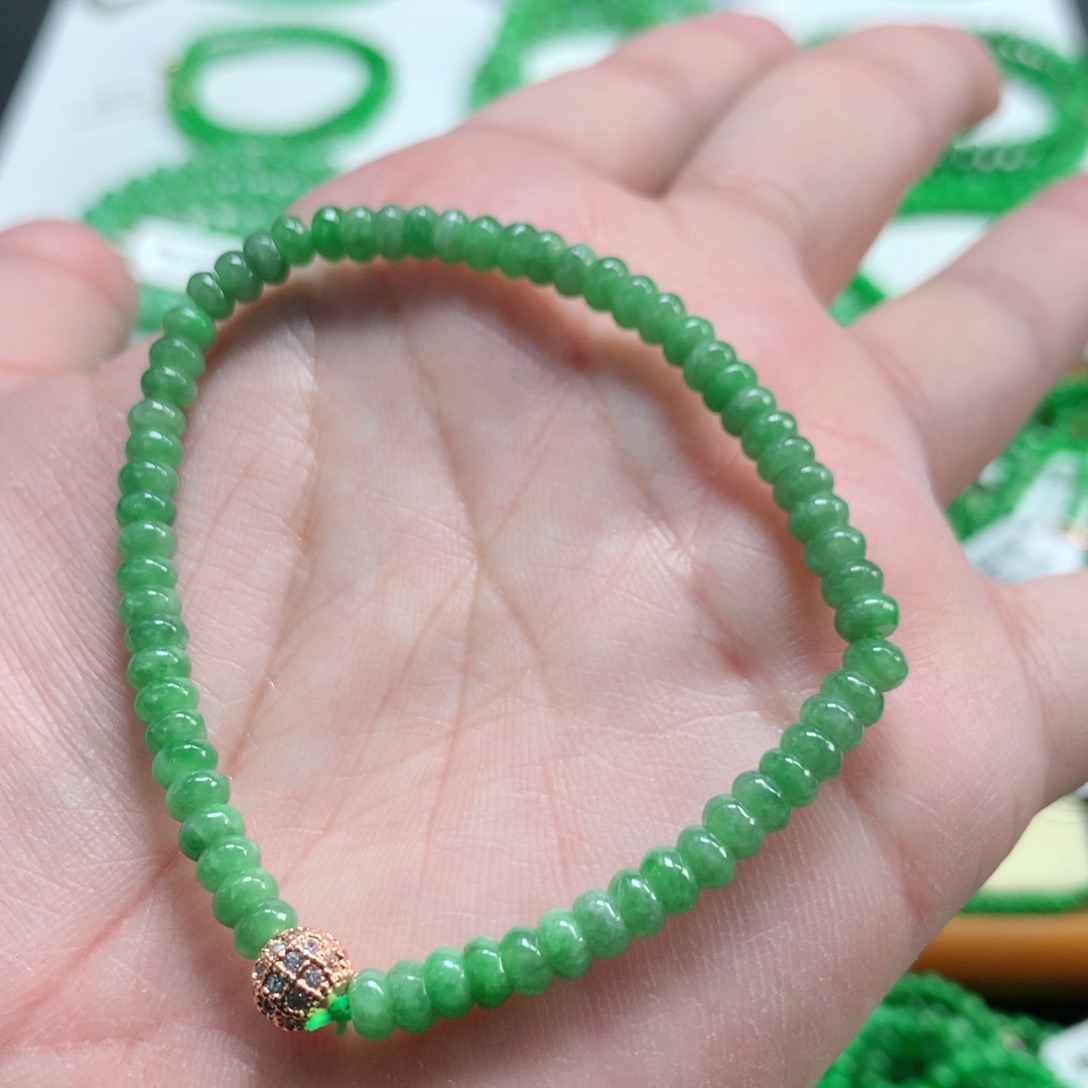 翡翠未镶嵌手链翡翠