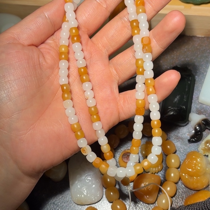 和田玉颈饰未镶嵌重**锋