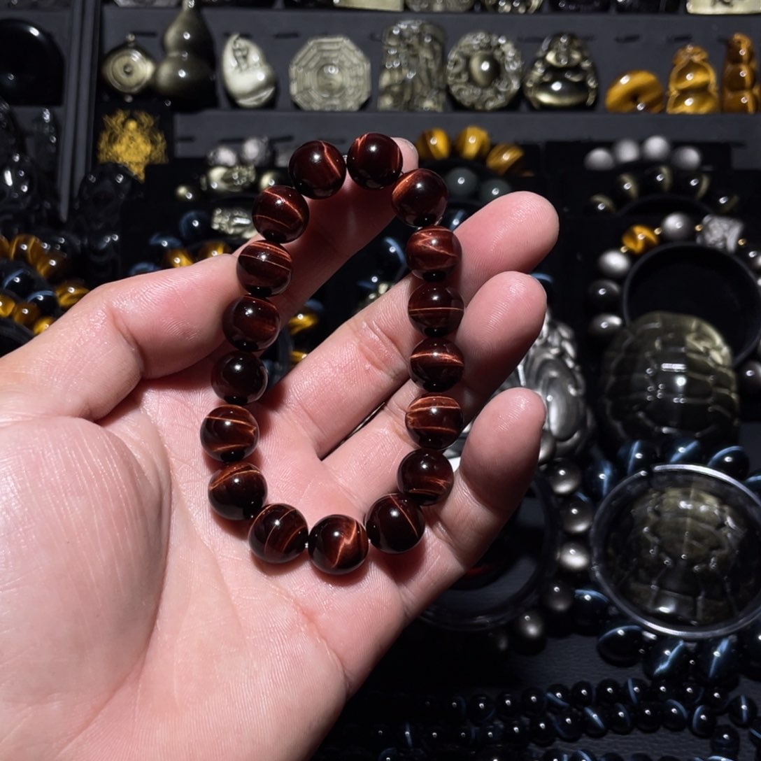 未镶嵌木变石（虎睛石）珠宝奇石青**人