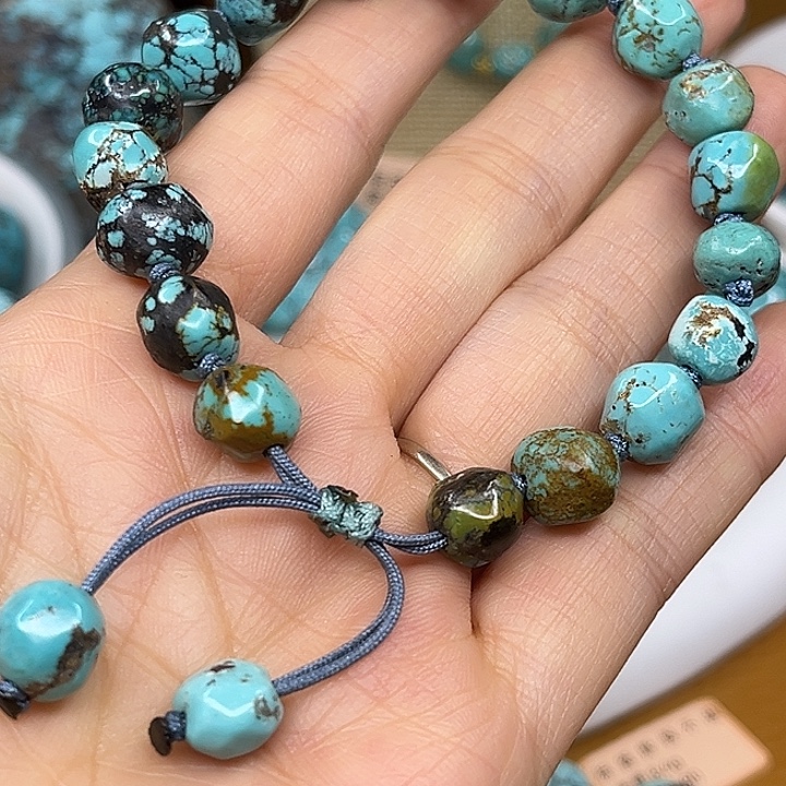 呆***聊绿松石未镶嵌手链