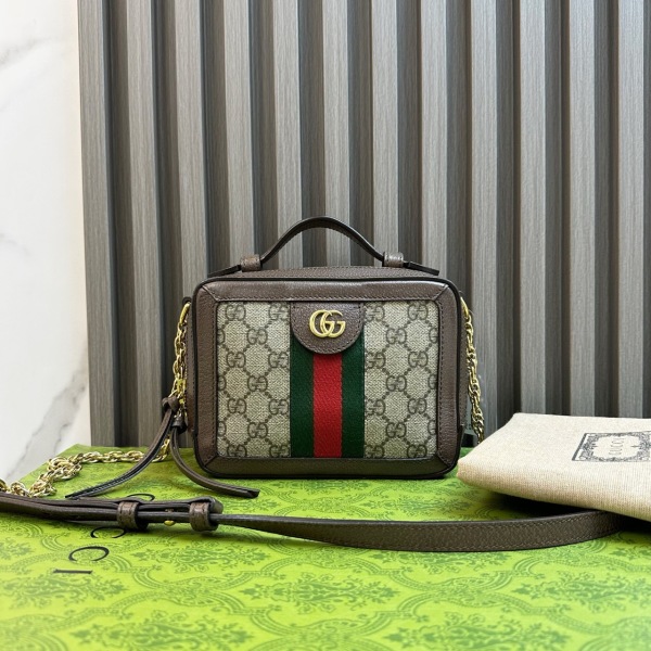 95新/古驰/市场价999999/包包/250216RN0020