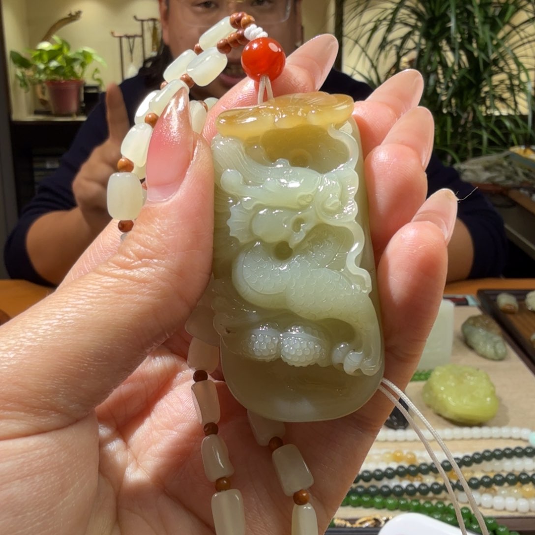 和田玉挂件未镶嵌花**康