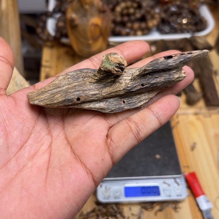 沉香碎屑沉香13克