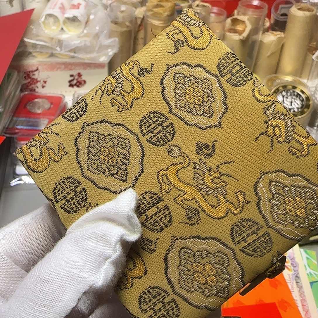 合金龙纪念章特别款